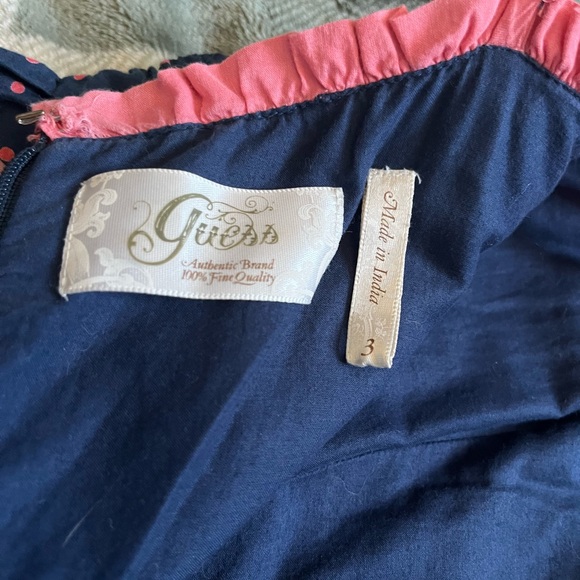 Vintage guess dress. Navy blue and pink polka dot dress from guess. Size 3. - Picture 2 of 4